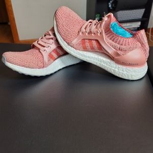 Ultra boost shoes